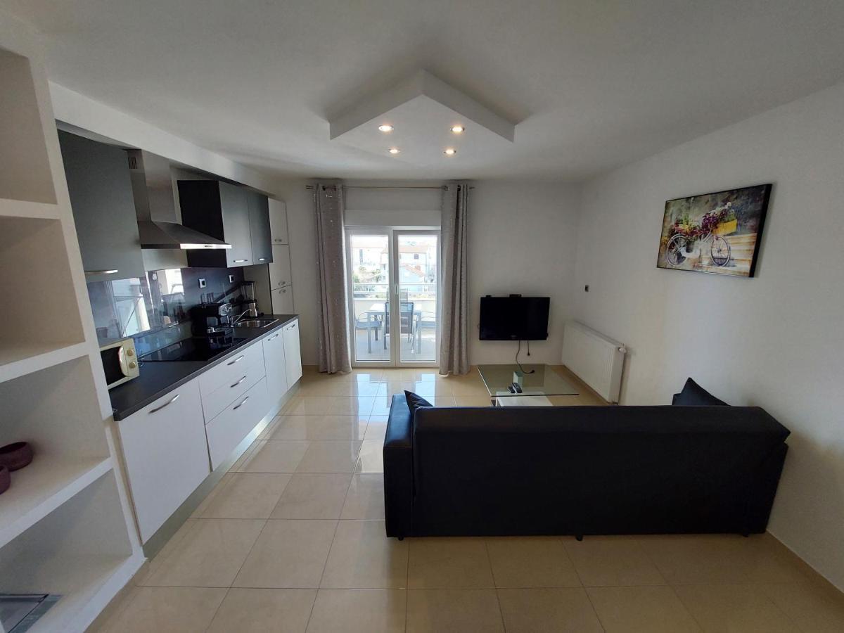 Apartments Daniel Βόντιτσε Εξωτερικό φωτογραφία